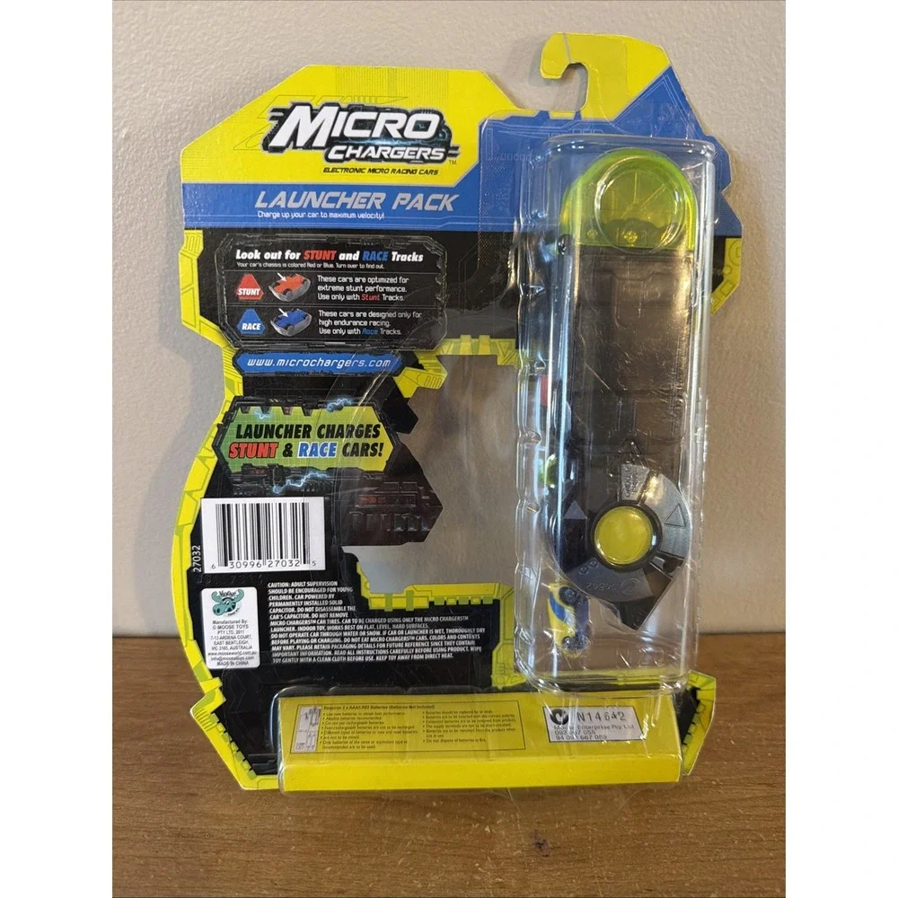 Micro Chargers Launcher Pack & Car - Quick Charge/Launch for Use w/RACE TRACKS